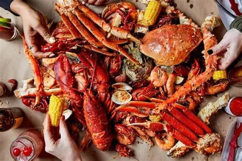  Langfang City’s Drunken Crabs - A Symphony of Sweet and Tangy Flavors That Will Leave You Craving More!