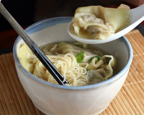  Peanut Soup Noodles: Can Creamy Broth and Chewy Noodles Truly Dance Together on Your Tongue?